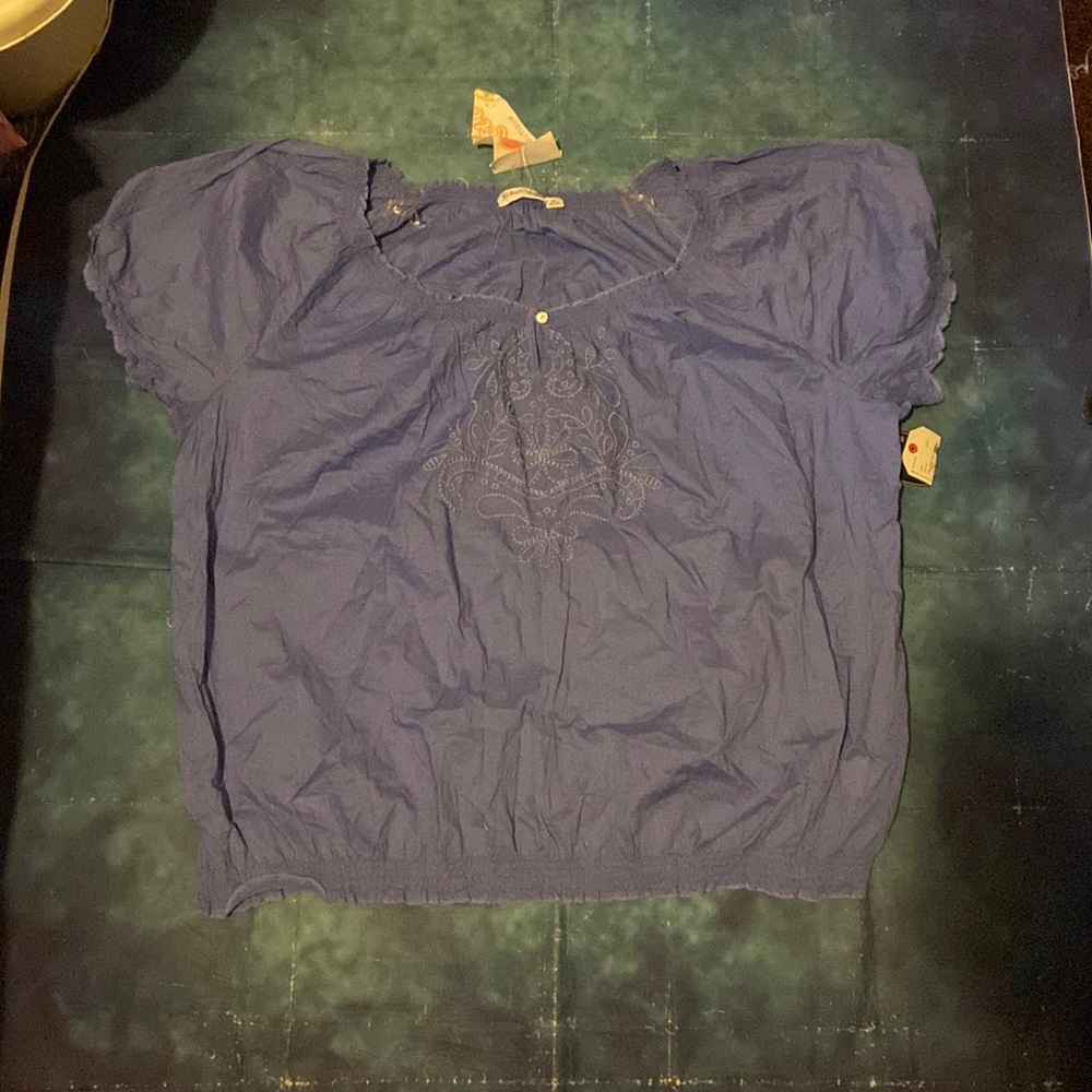 Women’s short sleeve shirt size 3x